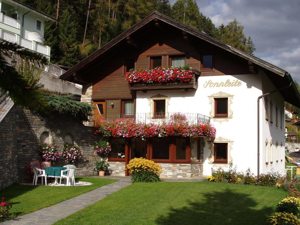 Haus Sonnleite Apartment Trins Bagian luar foto